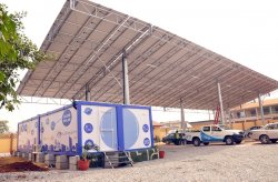Kontajner novej generácie Karmod sa používa na skladovanie slnečnej energie v Nigérii